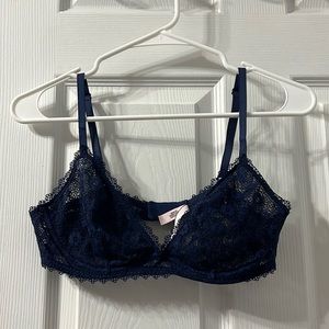 Victoria’s Secret Lounge Bralette Lace Size L